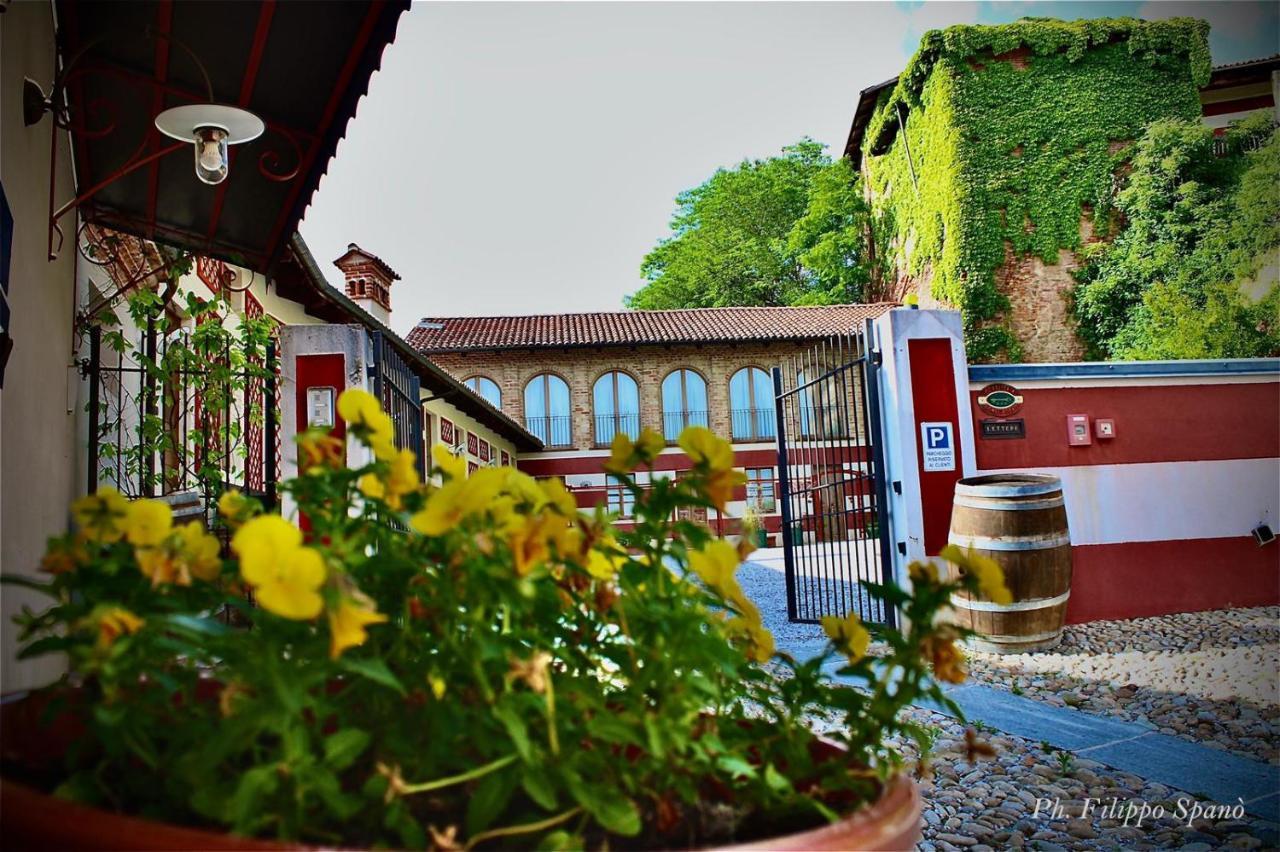 Foresteria Ristorante Conti Roero Monticello d'Alba Exteriér fotografie